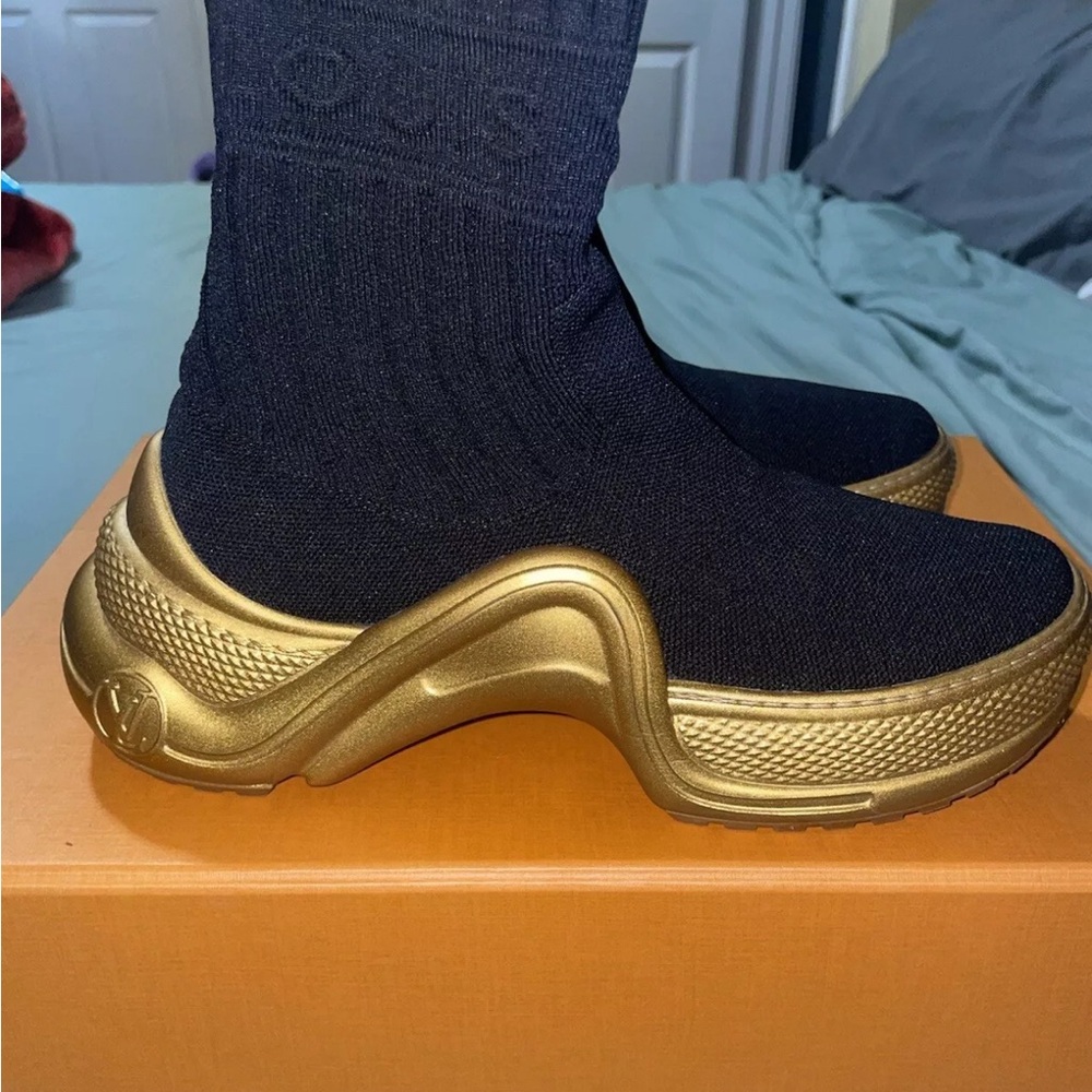 Louis Vuitton New in Box Archlight Sock Sneaker Black and Gold size 35